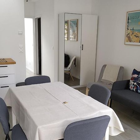 Charmant Et Lumineux Logement, Au Coeur De Кабур Екстериор снимка